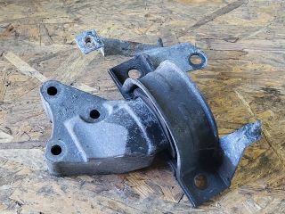 bontott FIAT PANDA Motor Tartó Bak Jobb