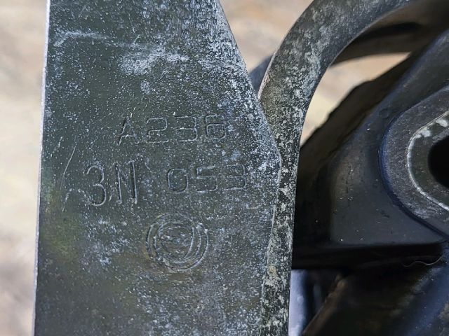 bontott FIAT PANDA Motor Tartó Bak Jobb