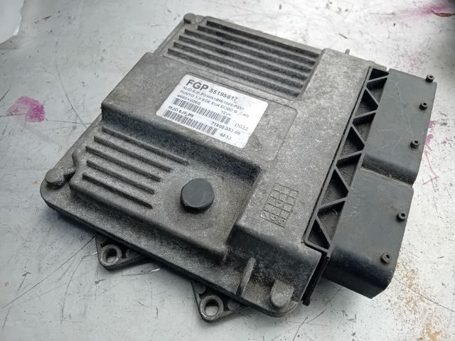 bontott FIAT PANDA Motorvezérlő