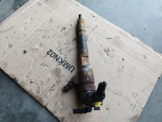 bontott FIAT PANDA Porlasztó (1 db)