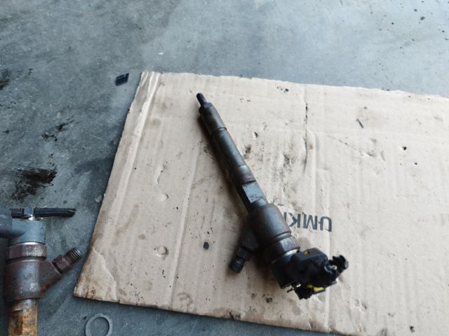 bontott FIAT PANDA Porlasztó (1 db)