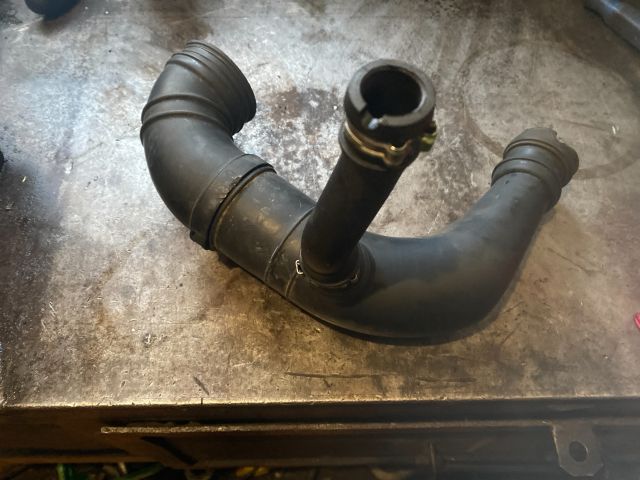 bontott FIAT PANDA Turbócső