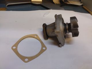 bontott FIAT PANDA Vízpumpa