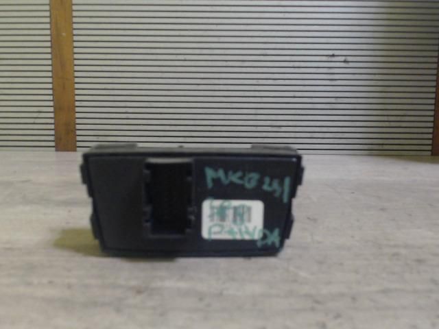 bontott FIAT PANDA Ablakfűtés Kapcsoló