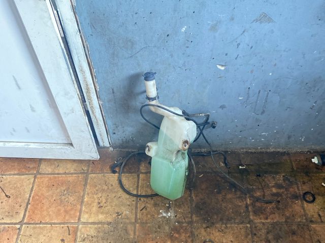 bontott FIAT PANDA Ablakmosó Tartály