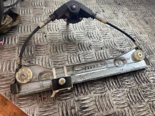 bontott FIAT PANDA Bal első Ablakemelő Szerkezet (Mechanikus)