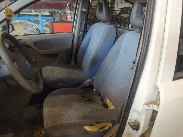 bontott FIAT PANDA Bal első Ajtó Kárpit