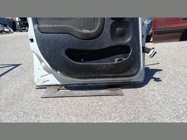 bontott FIAT PANDA Bal első Ajtó (Részeivel)