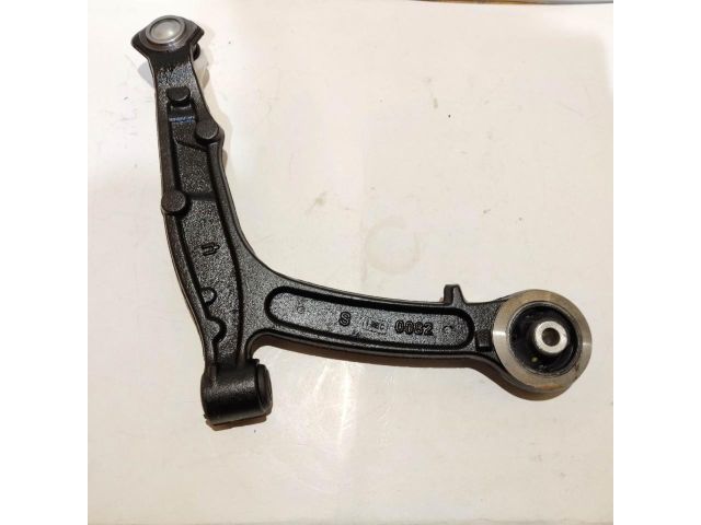 bontott FIAT PANDA Bal első Alsó Lengőkar