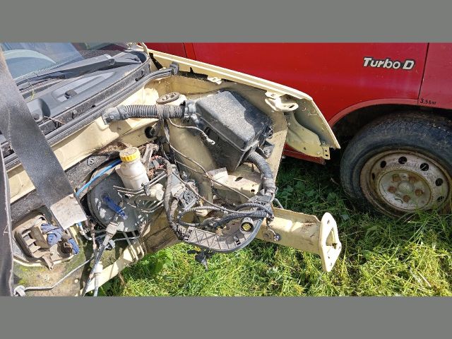 bontott FIAT PANDA Bal első Negyed Karosszéria Csomag