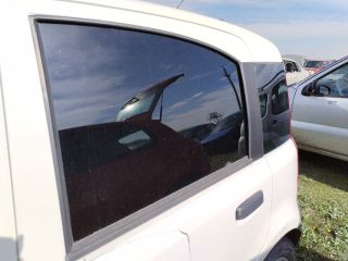 bontott FIAT PANDA Bal hátsó Ablak