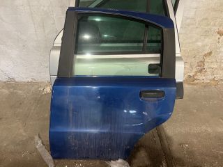 bontott FIAT PANDA Bal hátsó Ajtó (Részeivel)