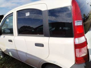 bontott FIAT PANDA Bal hátsó Ajtó (Üres lemez)