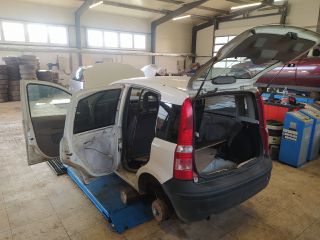 bontott FIAT PANDA Bal hátsó Ajtó (Üres lemez)