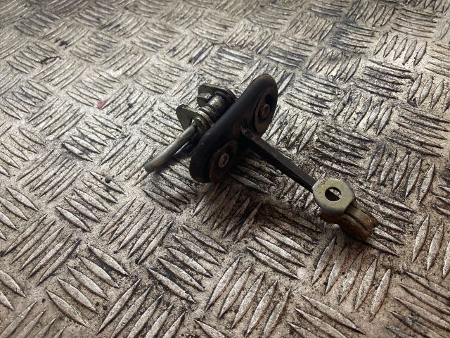 bontott FIAT PANDA Bal hátsó Ajtóhatároló