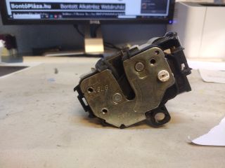 bontott FIAT PANDA Bal hátsó Ajtózár