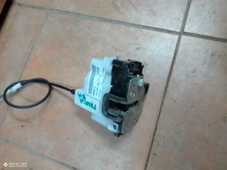 bontott FIAT PANDA Bal hátsó Ajtózár