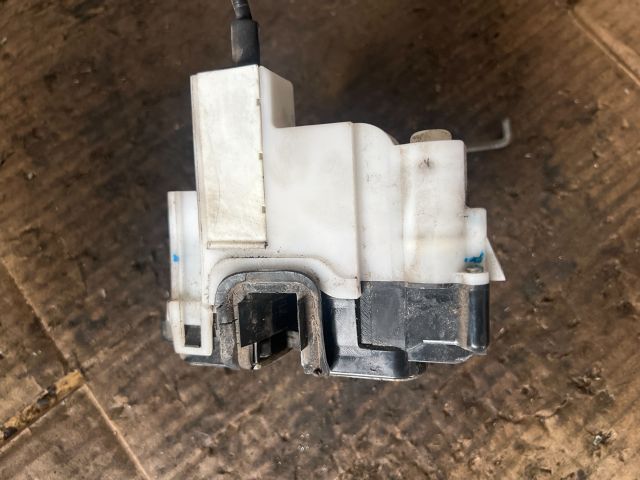 bontott FIAT PANDA Bal hátsó Ajtózár