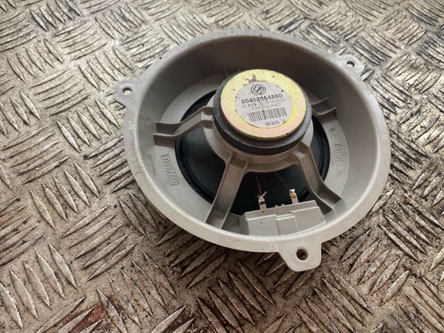 bontott FIAT PANDA Bal hátsó Hangszóró