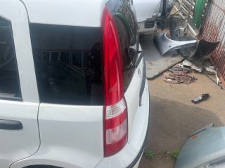 bontott FIAT PANDA Bal Hátsó Lámpa