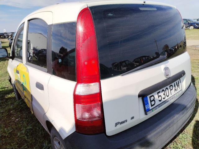 bontott FIAT PANDA Bal Hátsó Lámpa