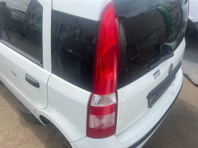 bontott FIAT PANDA Bal Hátsó Lámpa