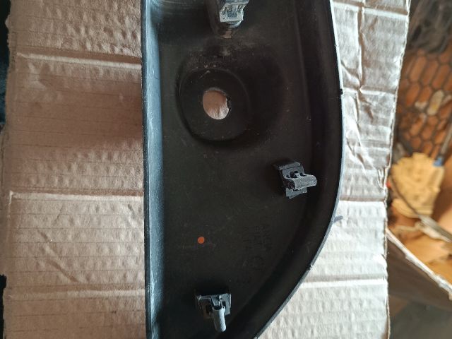 bontott FIAT PANDA Bal Visszapillantó Tükör Előtti Burkolat