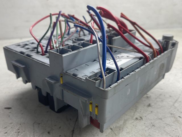 bontott FIAT PANDA Biztosítéktábla Doboz