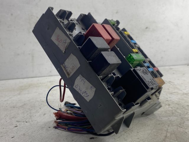 bontott FIAT PANDA Biztosítéktábla Doboz