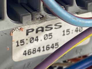 bontott FIAT PANDA Biztosítéktábla Doboz