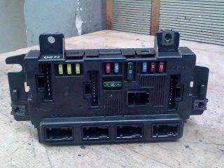 bontott FIAT PANDA Biztosítéktábla Utastér