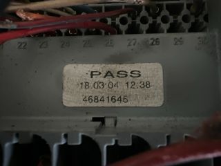 bontott FIAT PANDA Biztosítéktábla Utastér