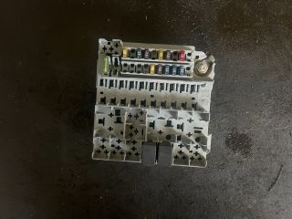 bontott FIAT PANDA Biztosítéktábla Utastér