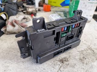 bontott FIAT PANDA Biztosítéktábla Utastér