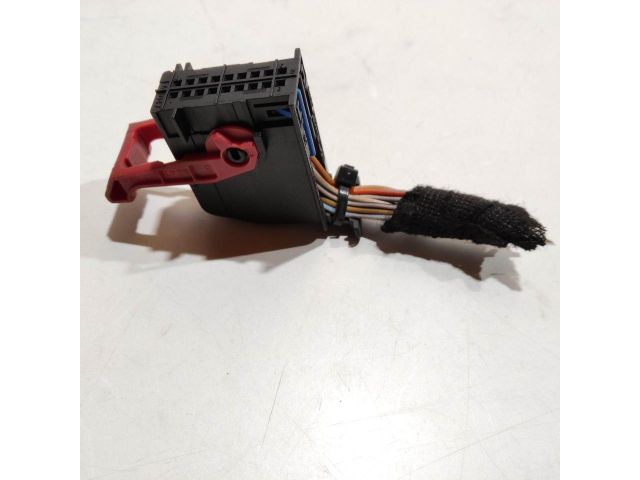 bontott FIAT PANDA Csatlakozó