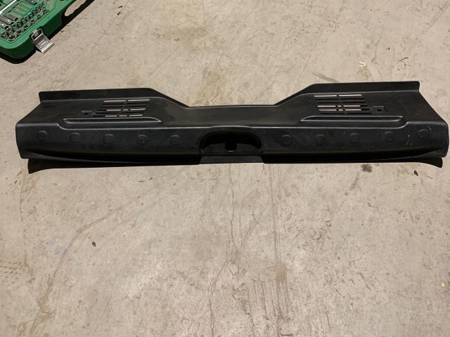 bontott FIAT PANDA Csomagtér Kárpit