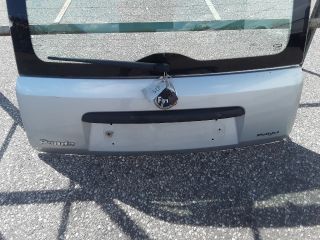 bontott FIAT PANDA Csomagtérajtó (Részeivel)