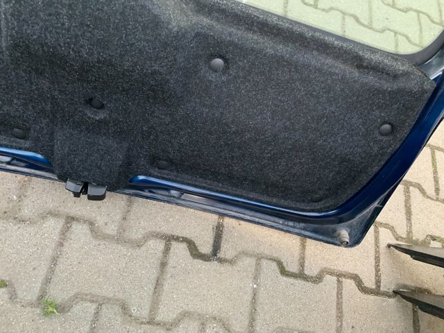 bontott FIAT PANDA Csomagtérajtó (Részeivel)