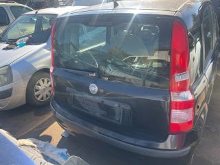 bontott FIAT PANDA Csomagtérajtó (Üres lemez)