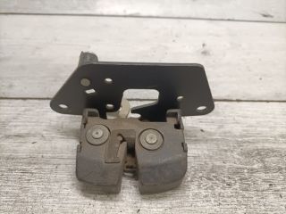 bontott FIAT PANDA Csomagtérajtó Zárszerkezet