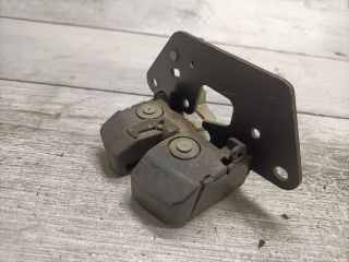 bontott FIAT PANDA Csomagtérajtó Zárszerkezet