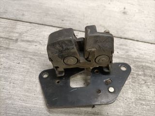 bontott FIAT PANDA Csomagtérajtó Zárszerkezet