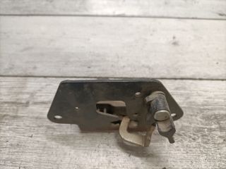 bontott FIAT PANDA Csomagtérajtó Zárszerkezet