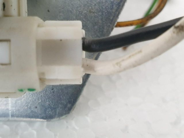 bontott FIAT PANDA Csomagtérajtó Zárszerkezet