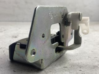 bontott FIAT PANDA Csomagtérajtó Zárszerkezet