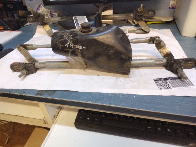 bontott FIAT PANDA Első Ablaktörlő Szerkezet Motorral