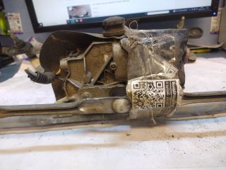 bontott FIAT PANDA Első Ablaktörlő Szerkezet Motorral