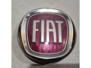 bontott FIAT PANDA Első Embléma