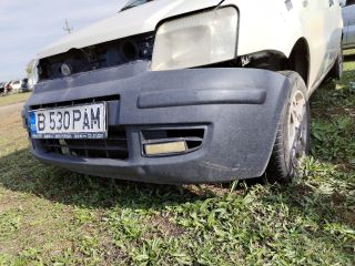 bontott FIAT PANDA Első Lökhárító (Részeivel)