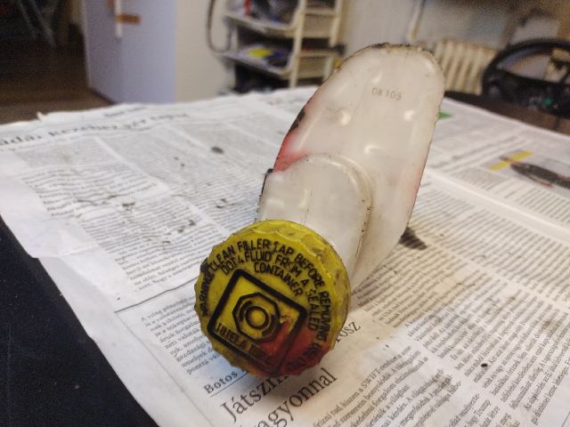 bontott FIAT PANDA Fékfolyadék Tartály